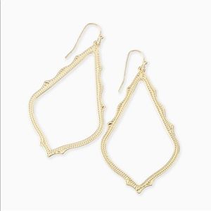 Kendra Scott drop earrings